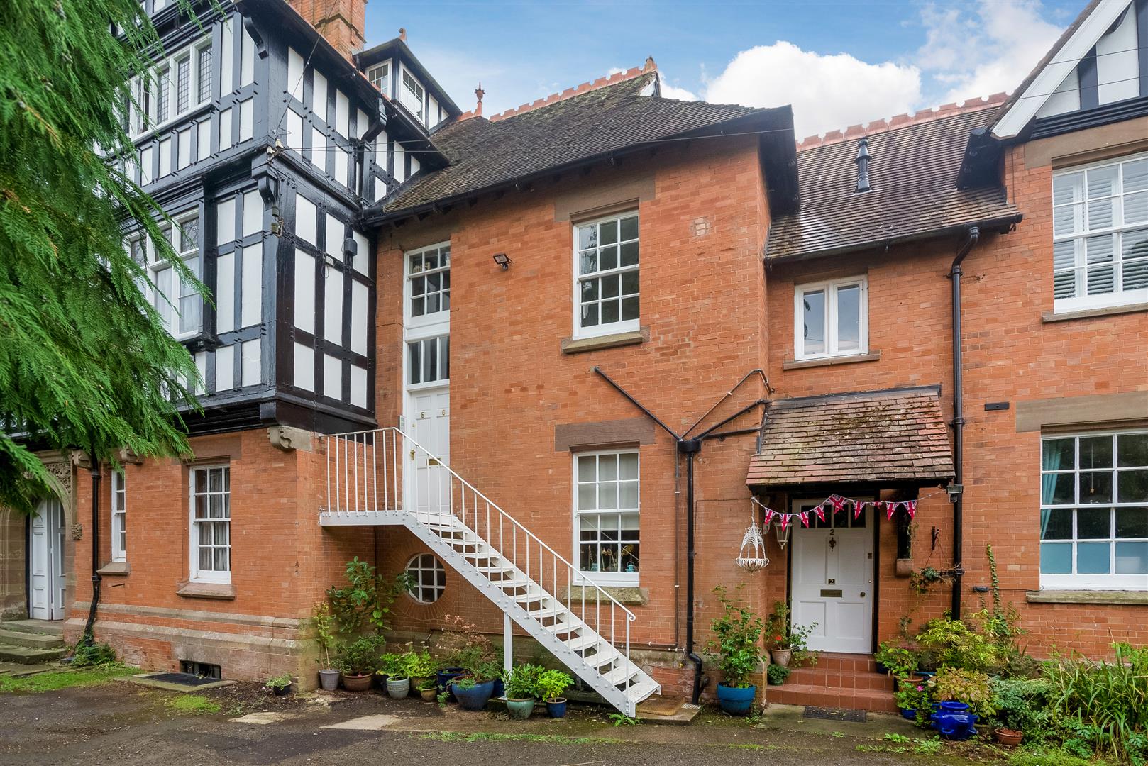 The Avenue, StratfordUponAvon Vaughan Reynolds Estate Agents